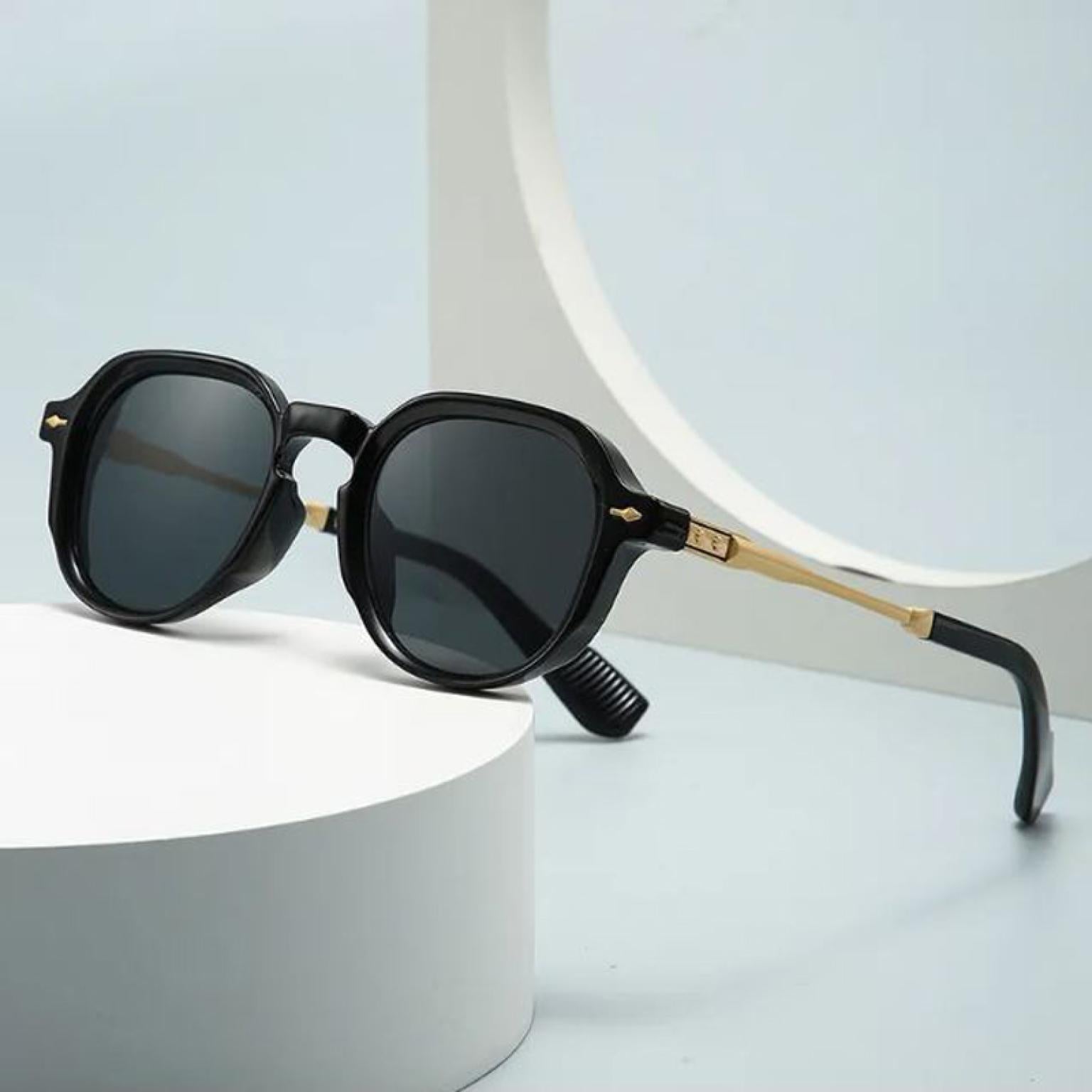 Mascot Retro Small Frame Sunglasses