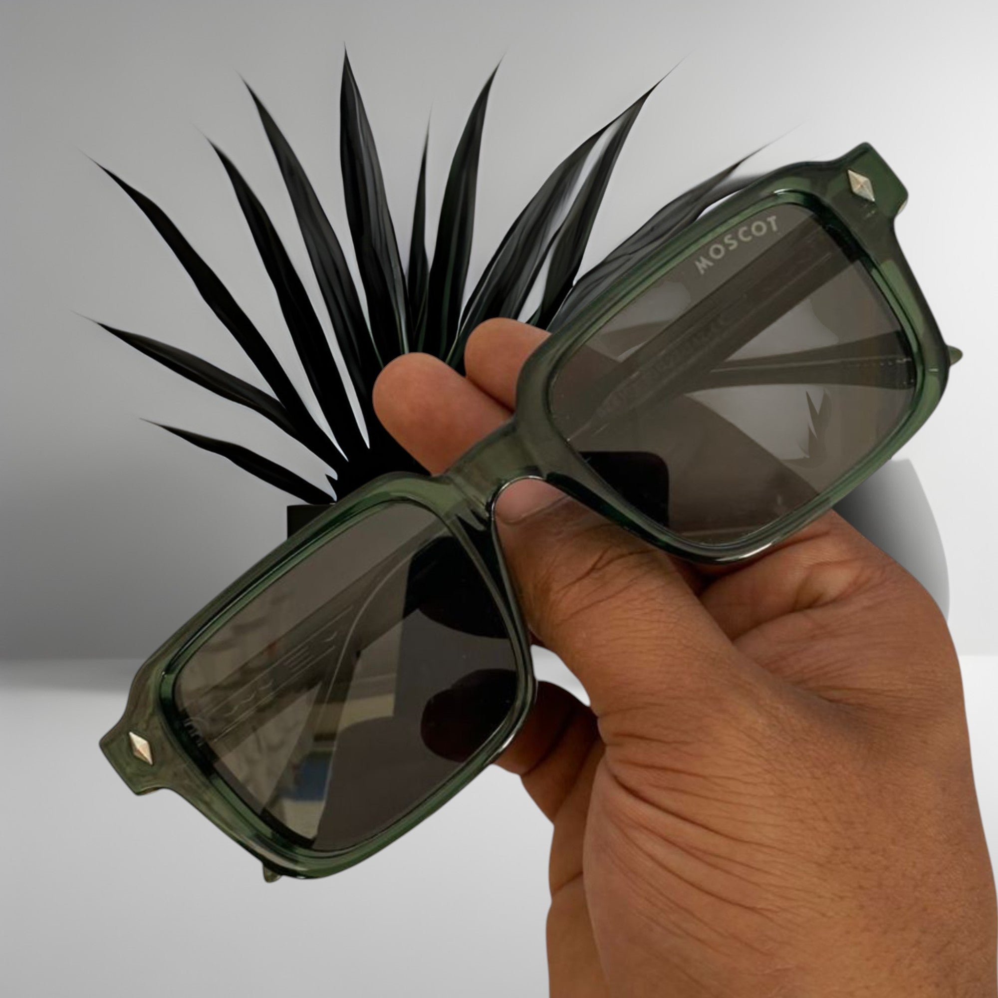 Retro Rectangle Men Luxury Sunglasses
